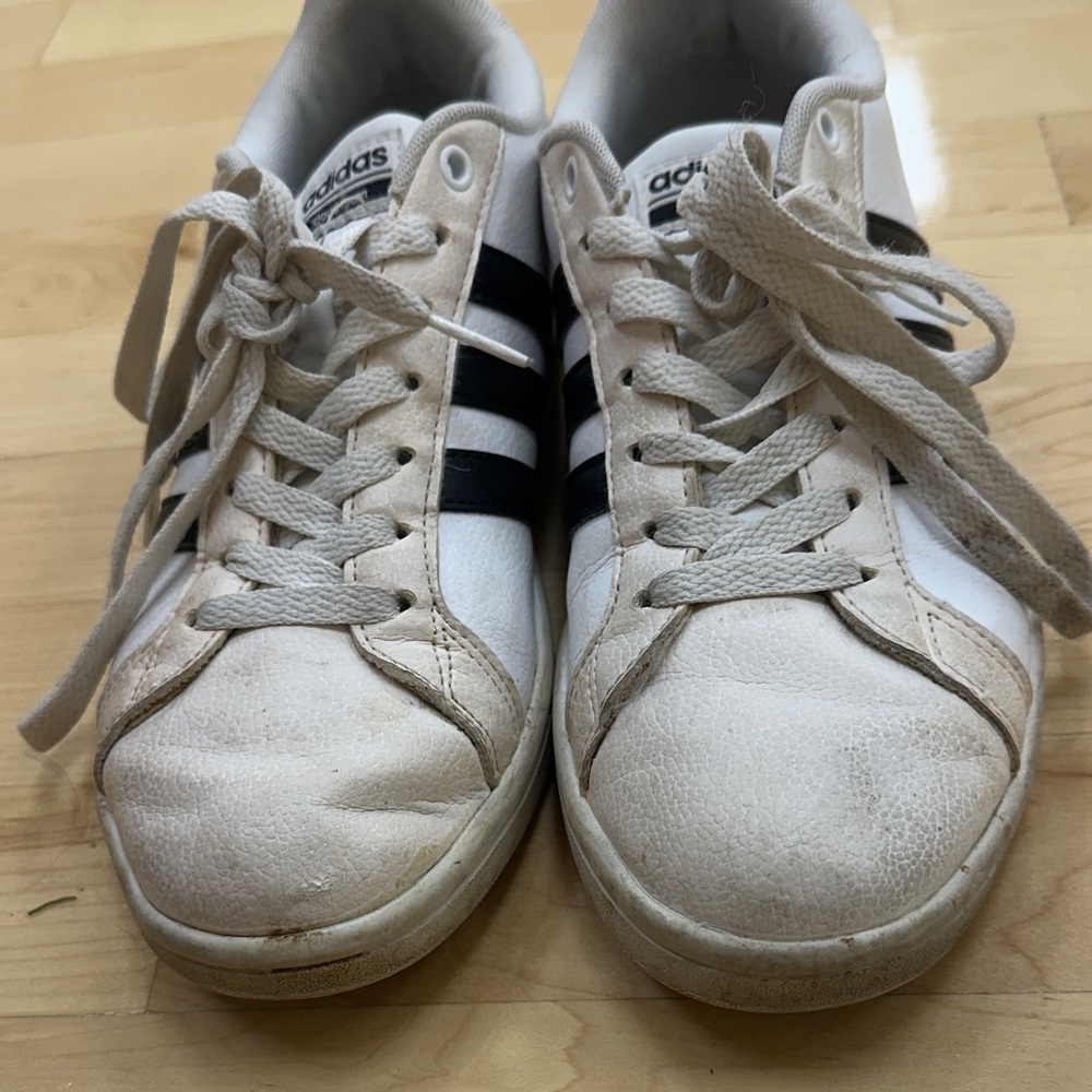Adidas Memory Foam Sneakers! - Picture 6 of 11